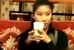 谢贤爆料爸爸视频播放,爸爸视频背后的感人故事