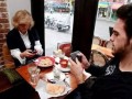 江苏官员饭店吃饭的视频爆料,奢华聚餐引发舆论热议